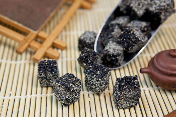 黑芝麻酥糖(芝麻脆糖)